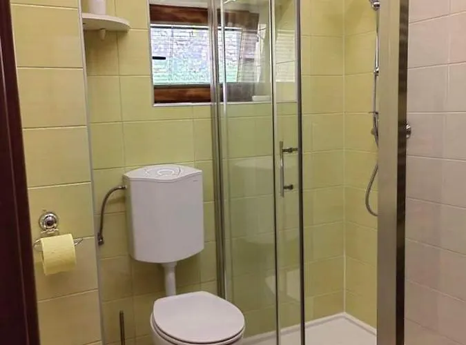 아파트 Turisticna Kmetija Pri Andreju 보히니