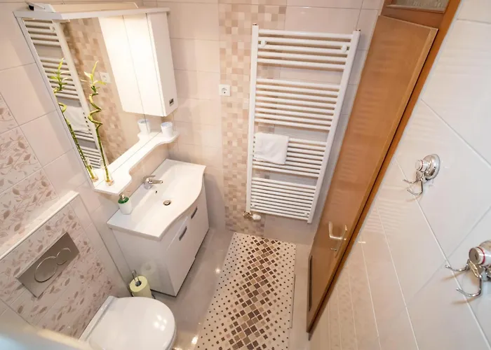 Turisticna Kmetija Pri Andreju 보히니