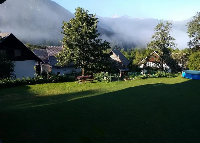 아파트 Turisticna Kmetija Pri Andreju *