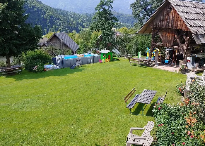 Turisticna Kmetija Pri Andreju * 보히니