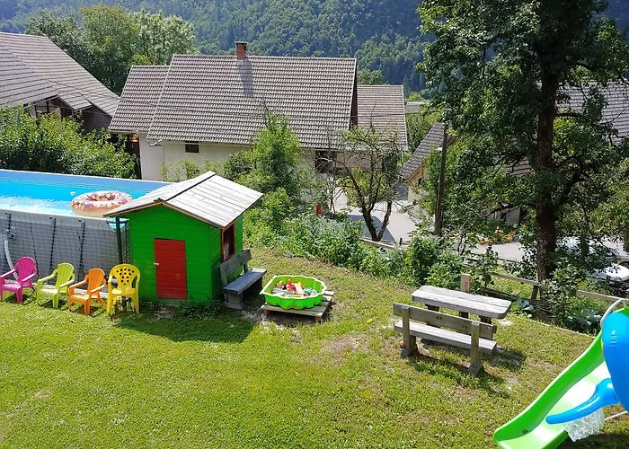 Turisticna Kmetija Pri Andreju * 보히니